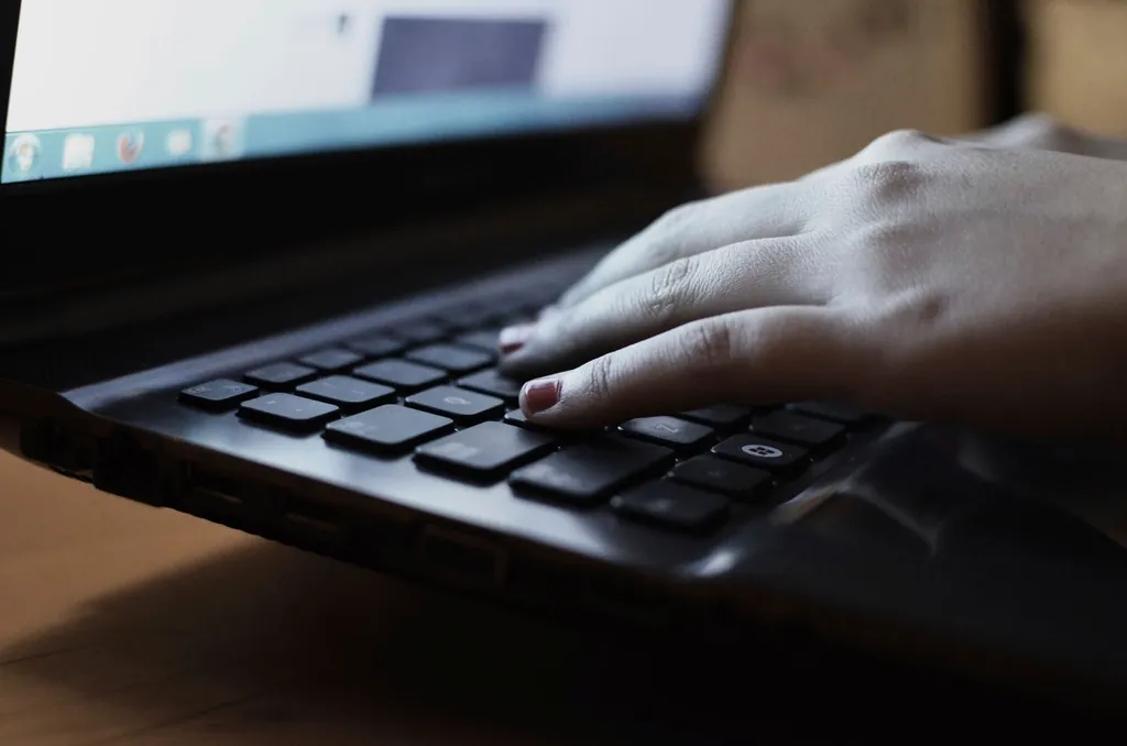 Borçlunun UYAP ve internet bankacılığı üzerinden hesap blokesini kontrol etmesi