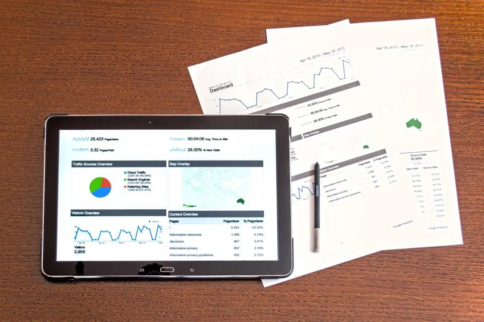 İstatistik tabloları ve tablet: İzmir'de en sık görülen suçların verisi